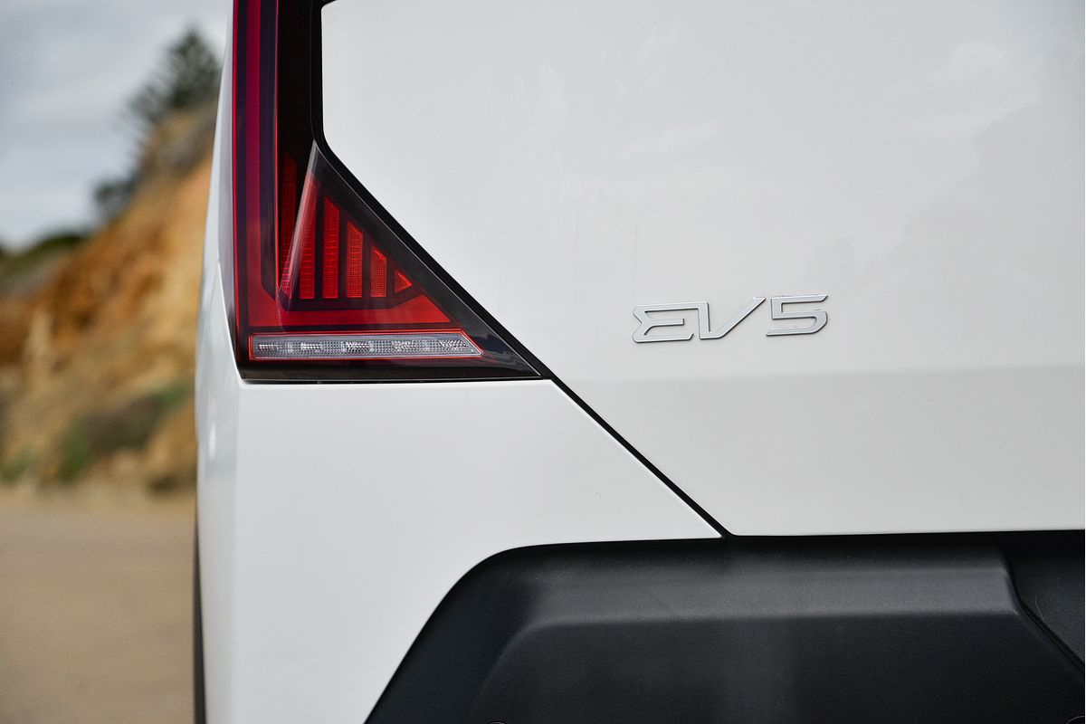 2024 Kia EV5 Air Standard Range OVc