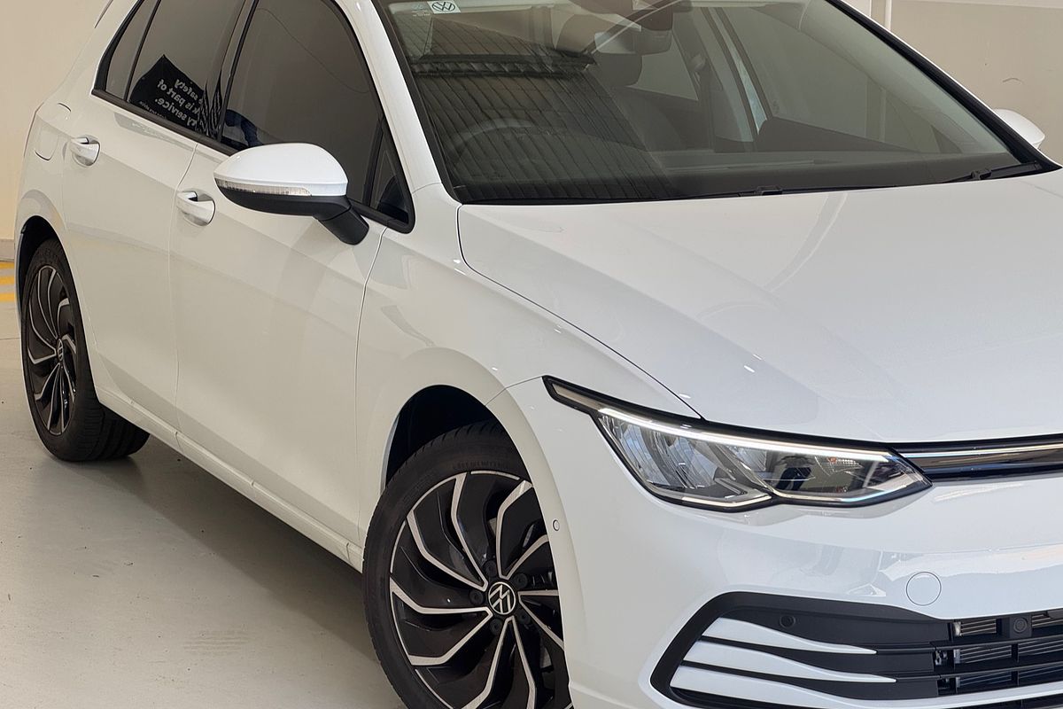 2024 Volkswagen Golf 110TSI Life 8