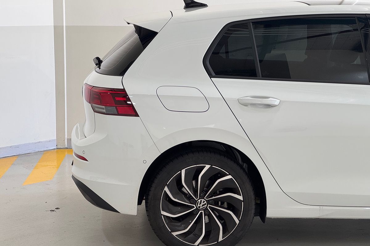 2024 Volkswagen Golf 110TSI Life 8