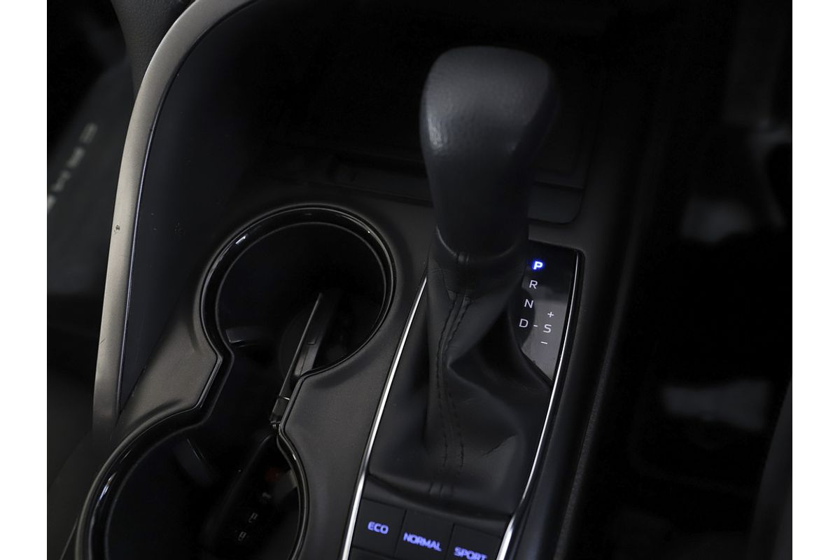 2021 Toyota Camry Ascent AXVH70R