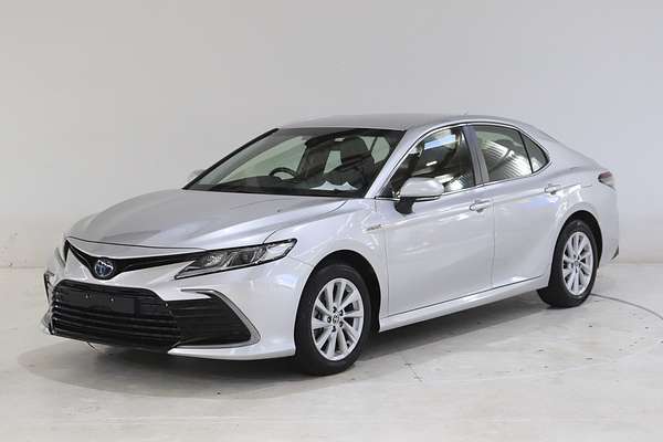 2021 Toyota Camry Ascent AXVH70R