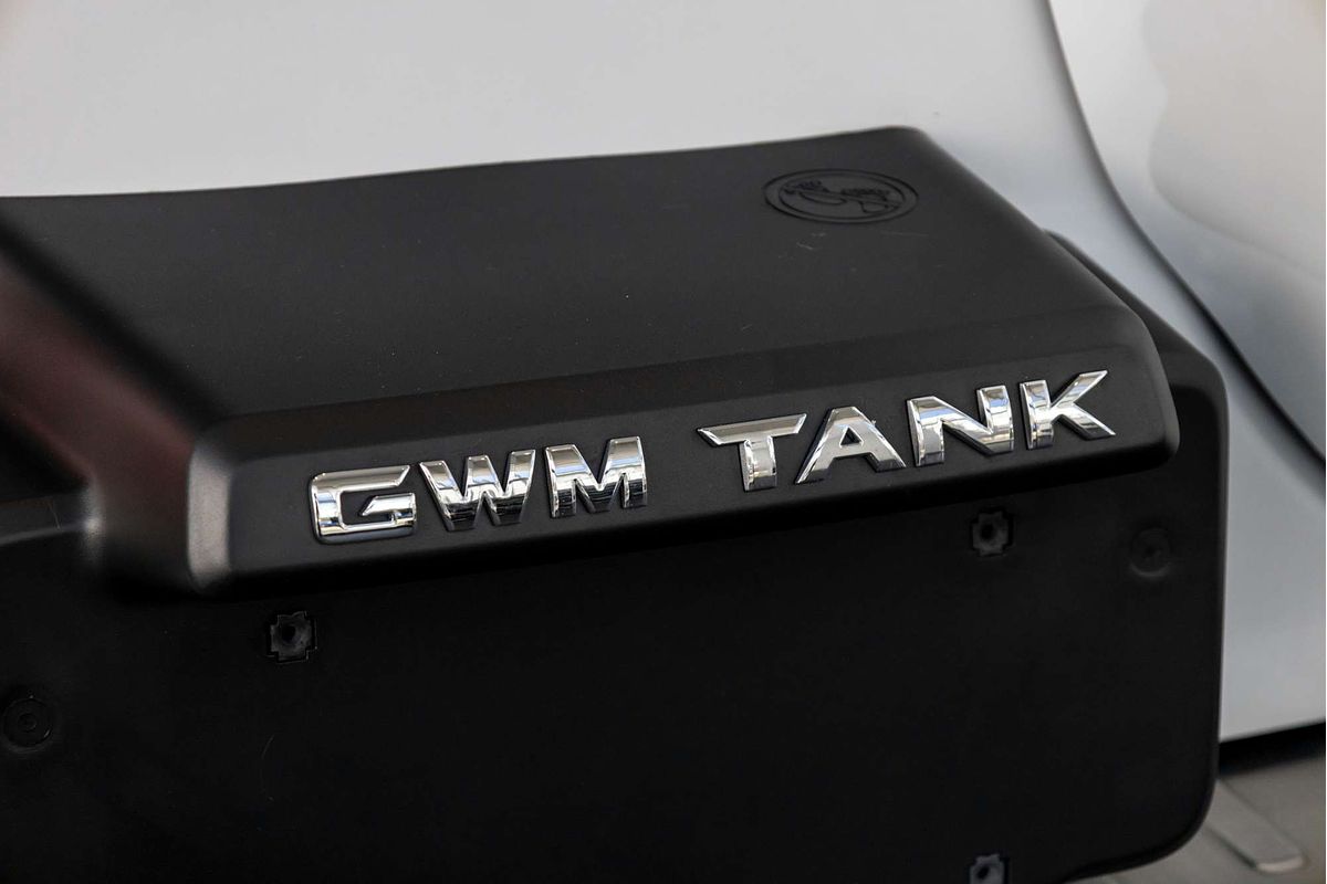 2024 GWM Tank 500 Lux Hybrid P03