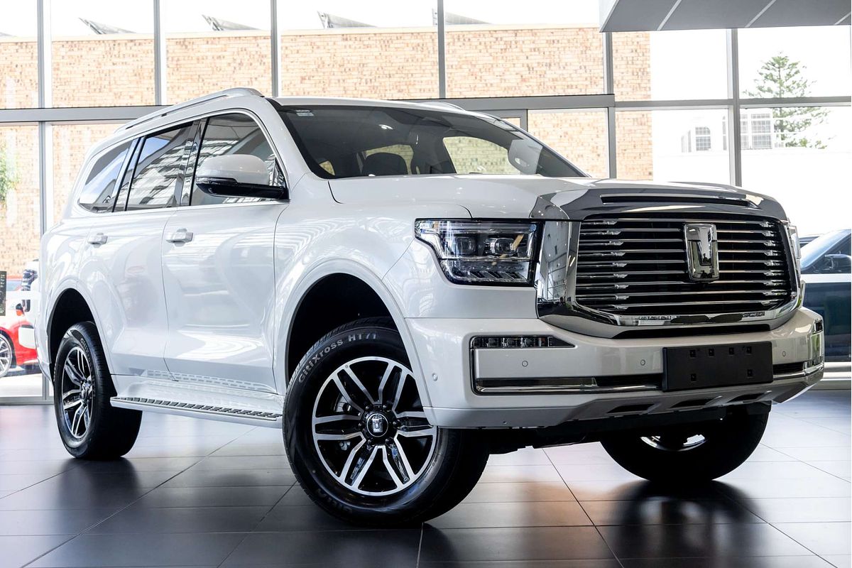 2024 GWM Tank 500 Lux Hybrid P03