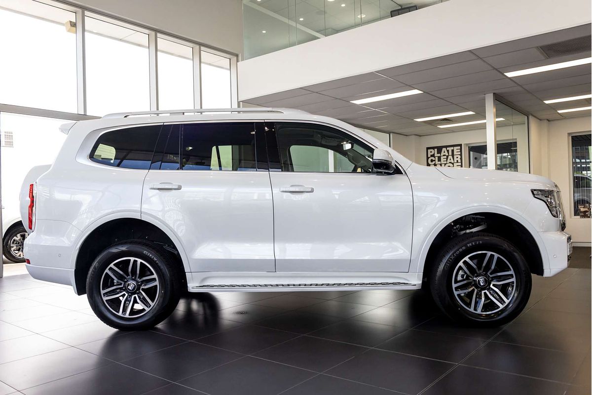 2024 GWM Tank 500 Lux Hybrid P03