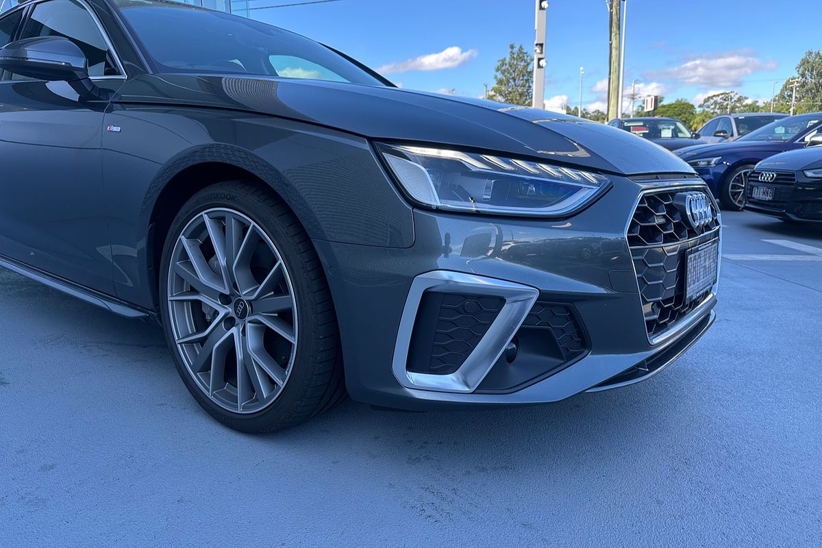 2024 Audi A4 45 TFSI S line B9