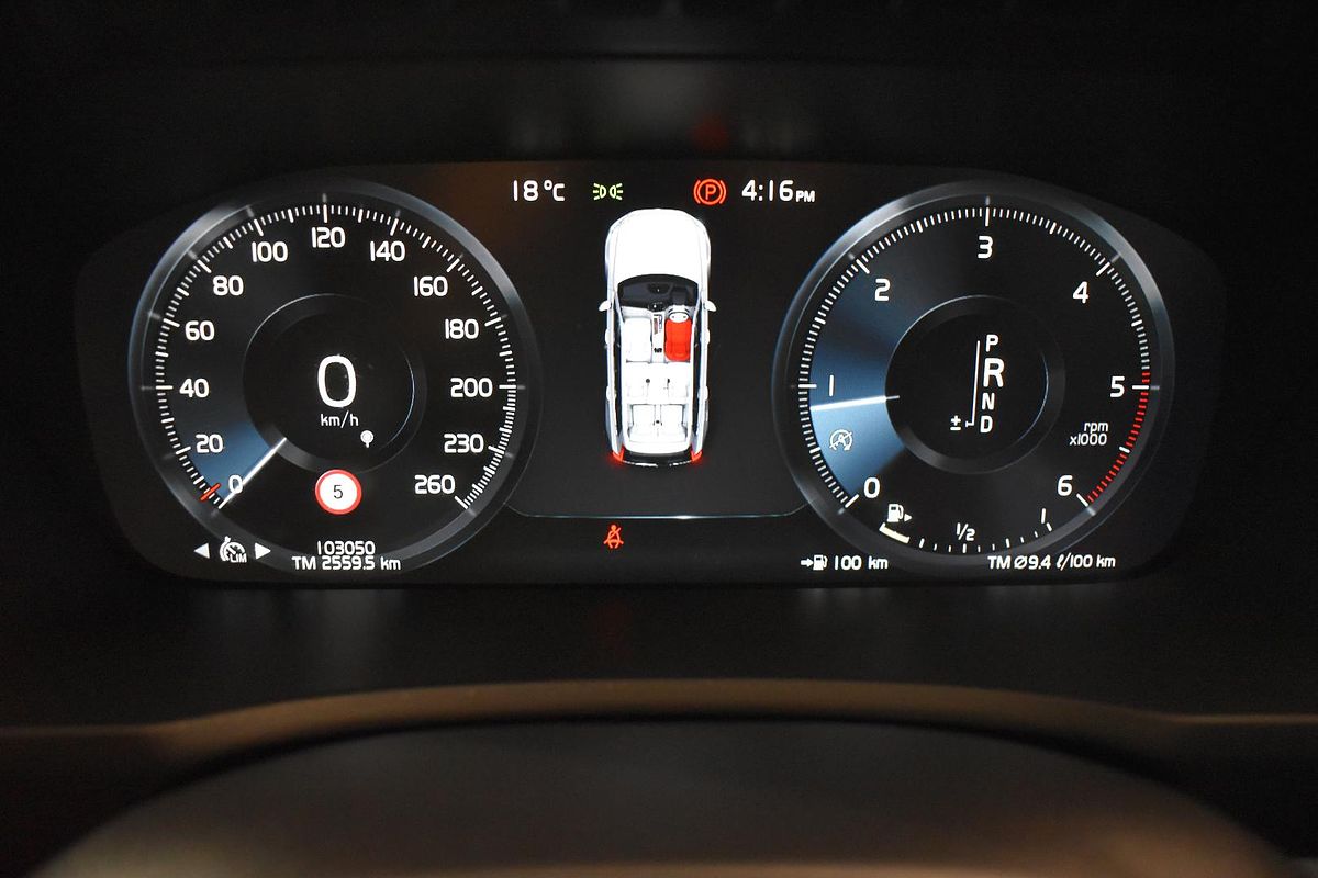 2019 Volvo XC90 D5 Momentum