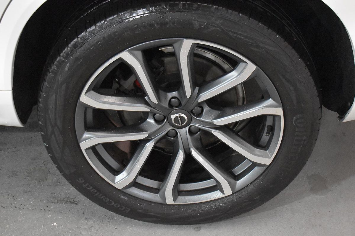2019 Volvo XC90 D5 Momentum