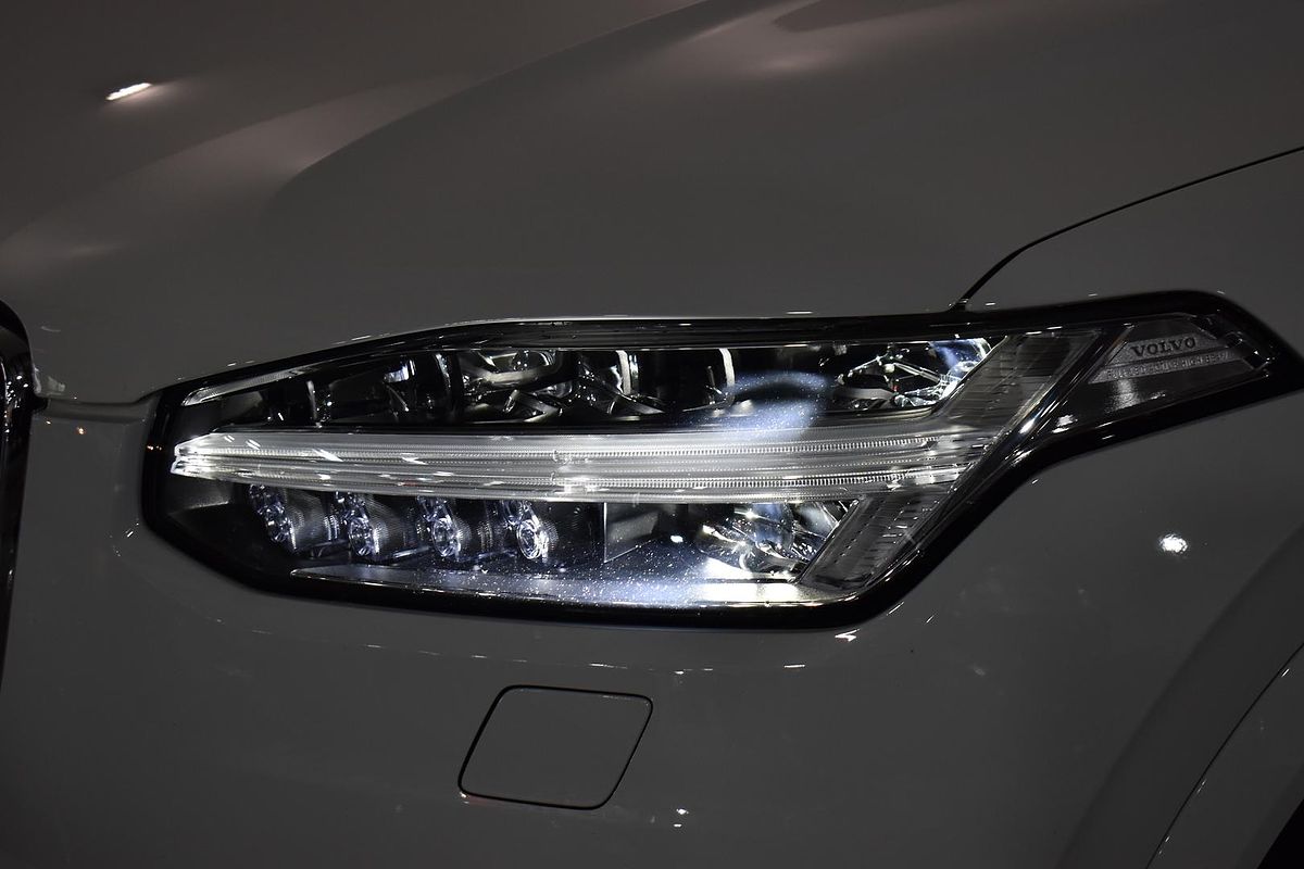 2019 Volvo XC90 D5 Momentum