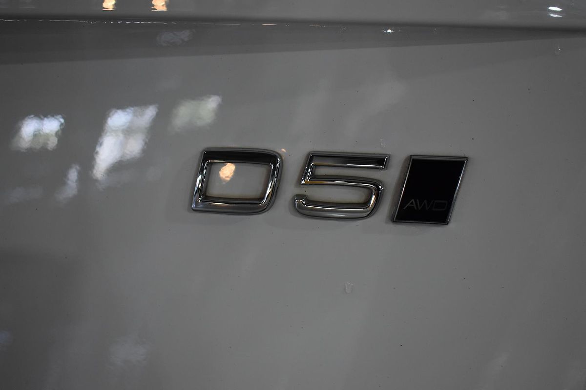 2019 Volvo XC90 D5 Momentum