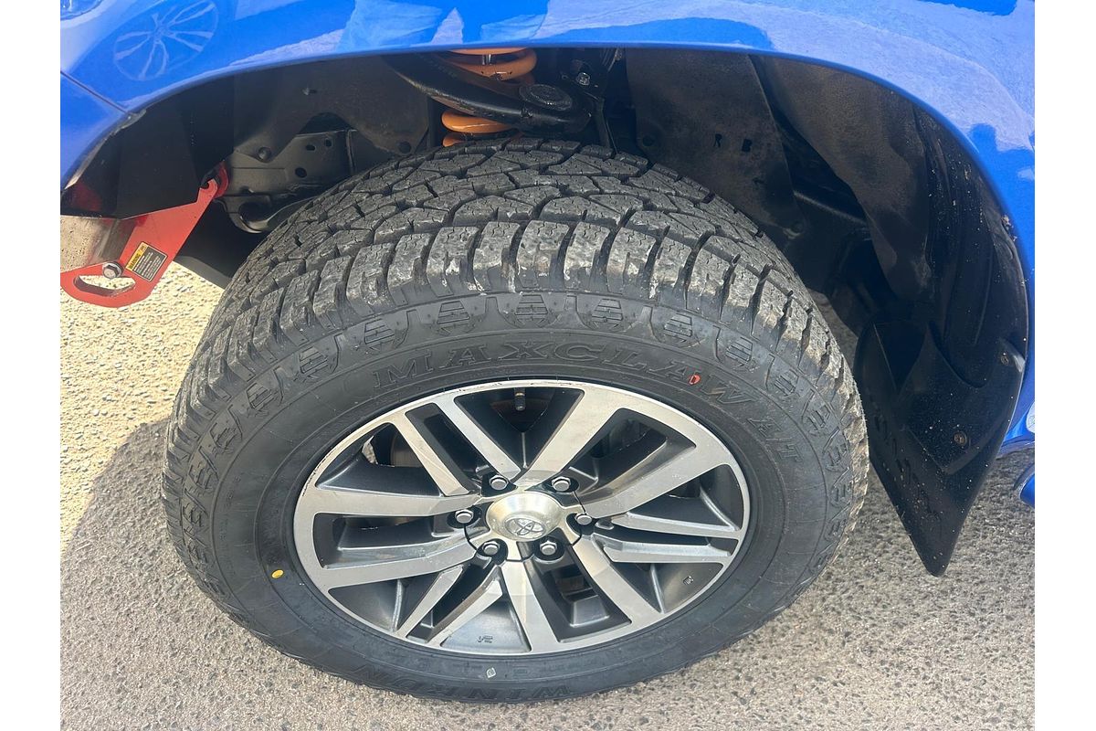 2017 Toyota Hilux SR5 GUN126R 4X4