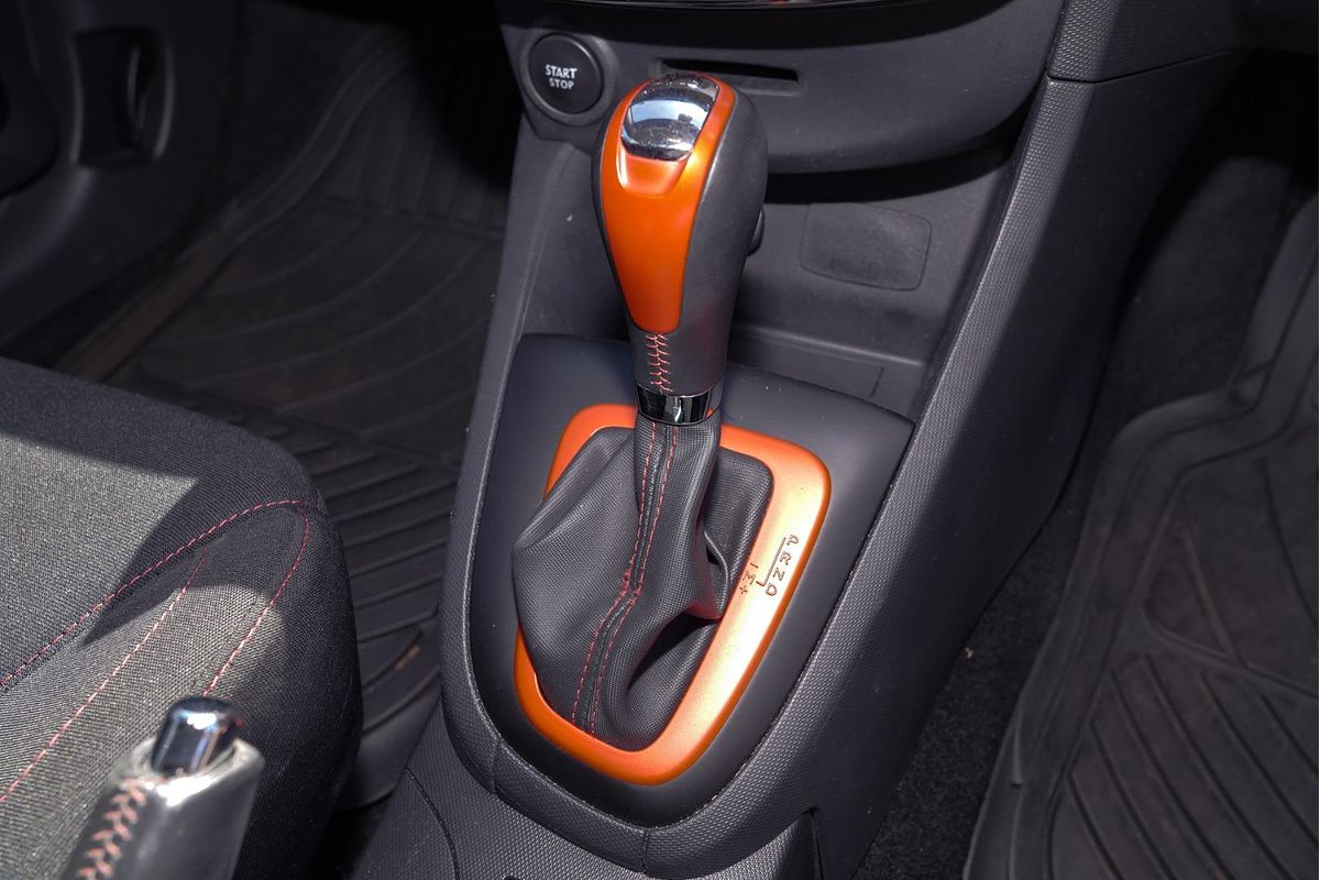 2014 Renault Clio R.S. 200 Cup IV B98