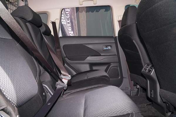 2021 Mitsubishi Outlander PHEV ES ZL