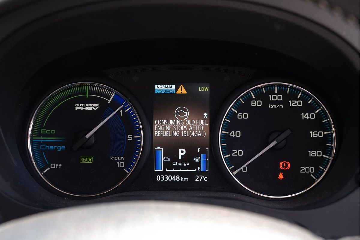 2021 Mitsubishi Outlander PHEV ES ZL