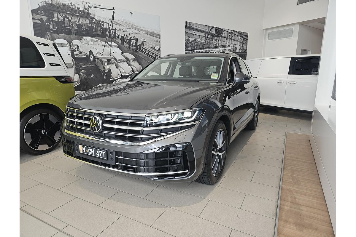 2024 Volkswagen Touareg 210TDI Elegance RC