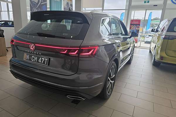 2024 Volkswagen Touareg 210TDI Elegance RC