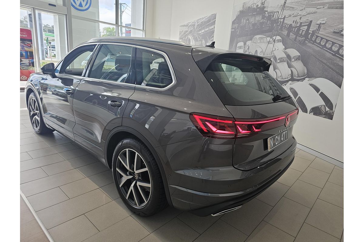 2024 Volkswagen Touareg 210TDI Elegance RC
