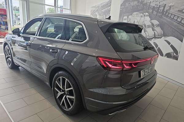 2024 Volkswagen Touareg 210TDI Elegance RC