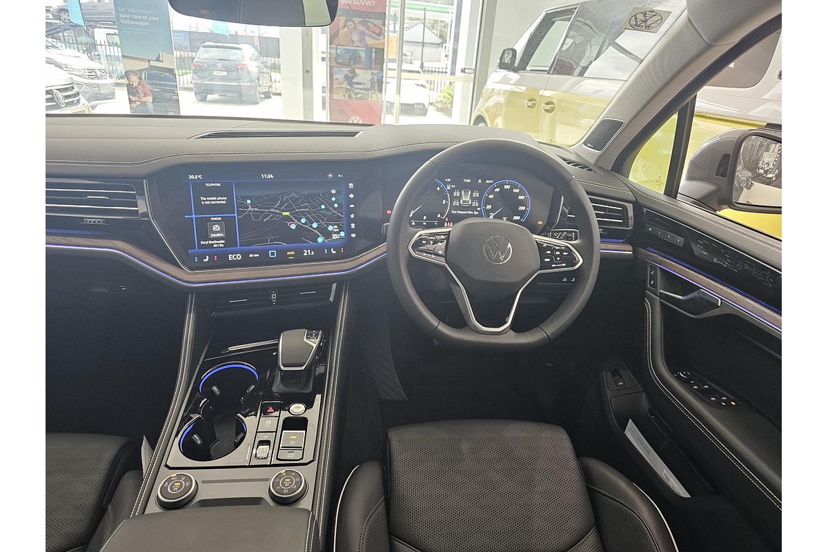 2024 Volkswagen Touareg 210TDI Elegance RC