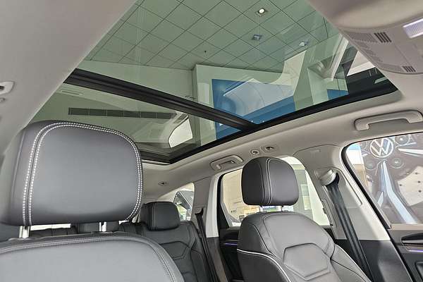 2024 Volkswagen Touareg 210TDI Elegance RC
