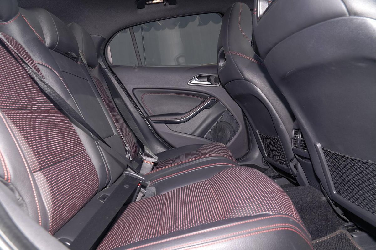 2017 Mercedes-Benz GLA-Class GLA250 X156
