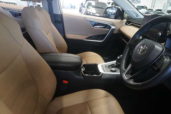 2024 Toyota RAV4 Cruiser AXAH54R