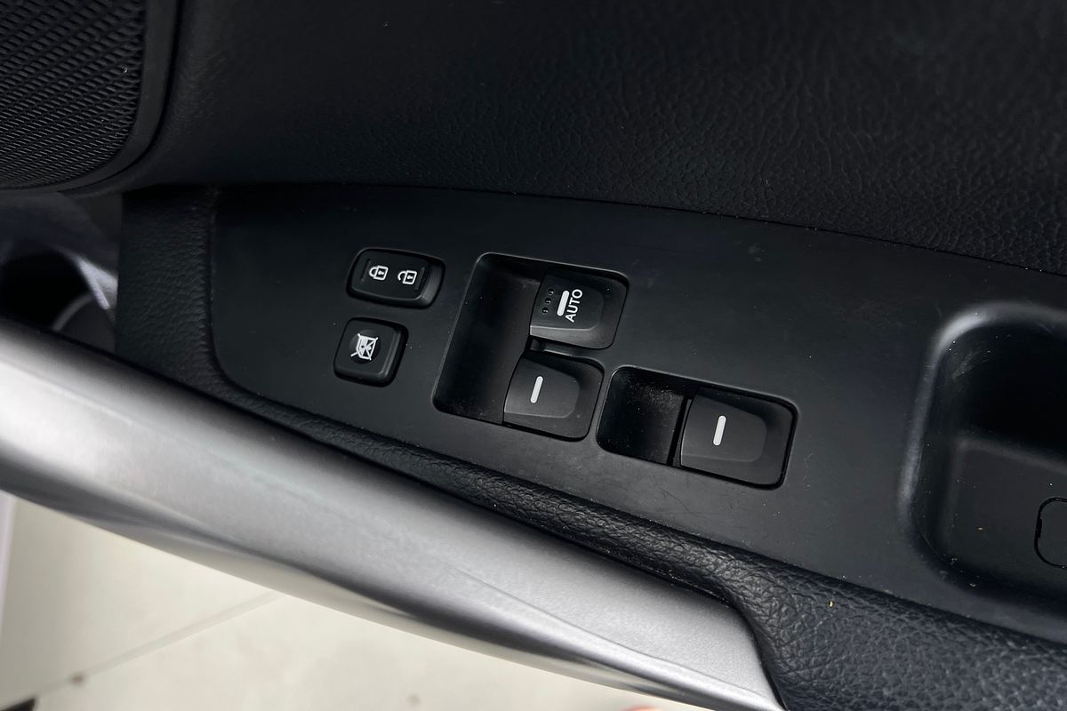2016 Hyundai Veloster SR Turbo FS4 Series II