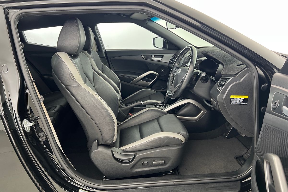 2016 Hyundai Veloster SR Turbo FS4 Series II