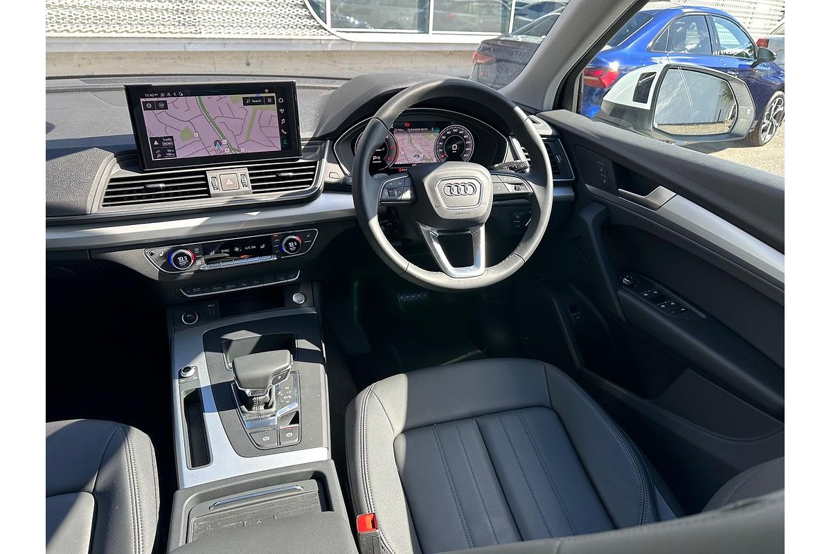 2024 Audi Q5 35 TDI FY