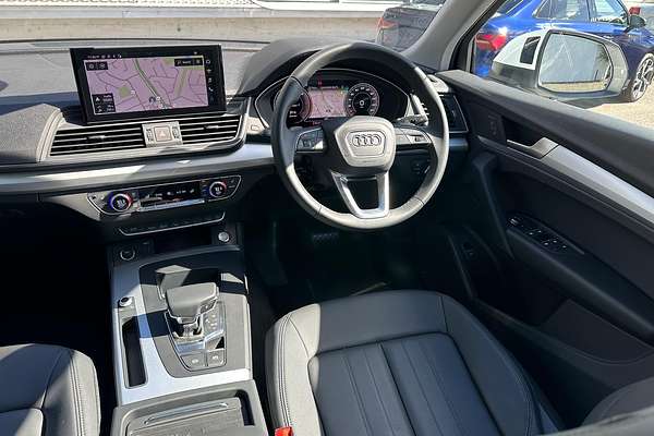 2024 Audi Q5 35 TDI FY