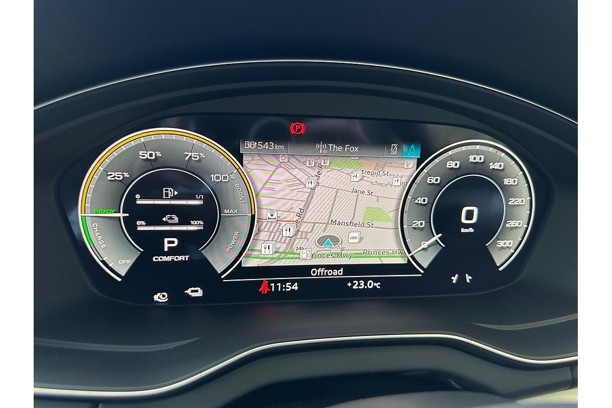 2025 Audi Q5 55 TFSI e S line FY