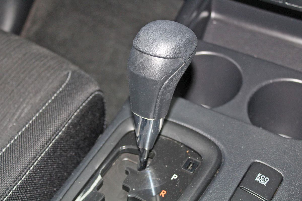 2017 Toyota Hilux SR GUN126R 4X4