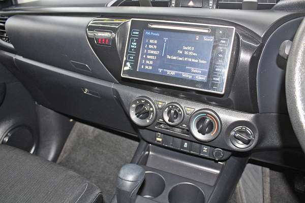 2017 Toyota Hilux SR GUN126R 4X4