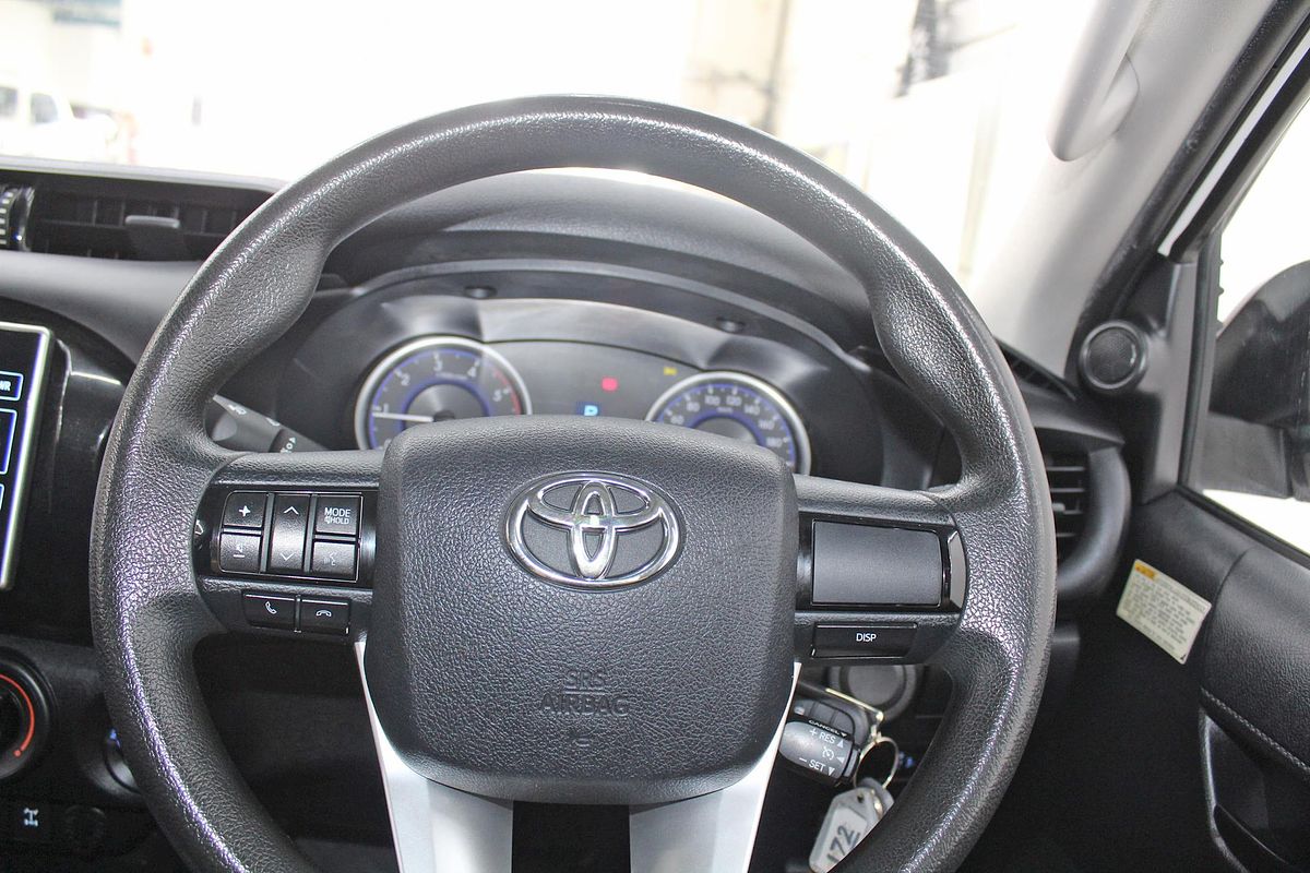 2017 Toyota Hilux SR GUN126R 4X4