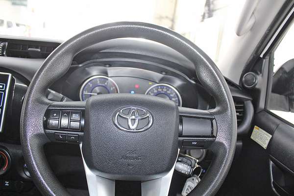 2017 Toyota Hilux SR GUN126R 4X4