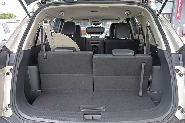 2024 Nissan X-TRAIL ST-L T33