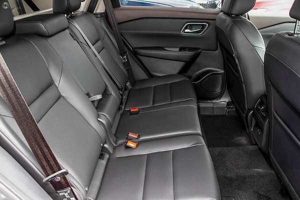 2024 Nissan X-TRAIL ST-L T33