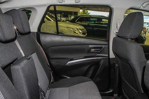 2024 Suzuki S-Cross JYB