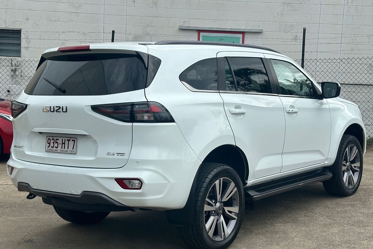 2023 Isuzu MU-X LS-T
