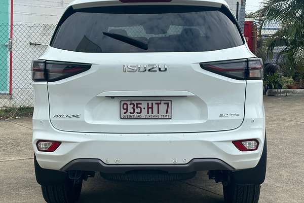 2023 Isuzu MU-X LS-T