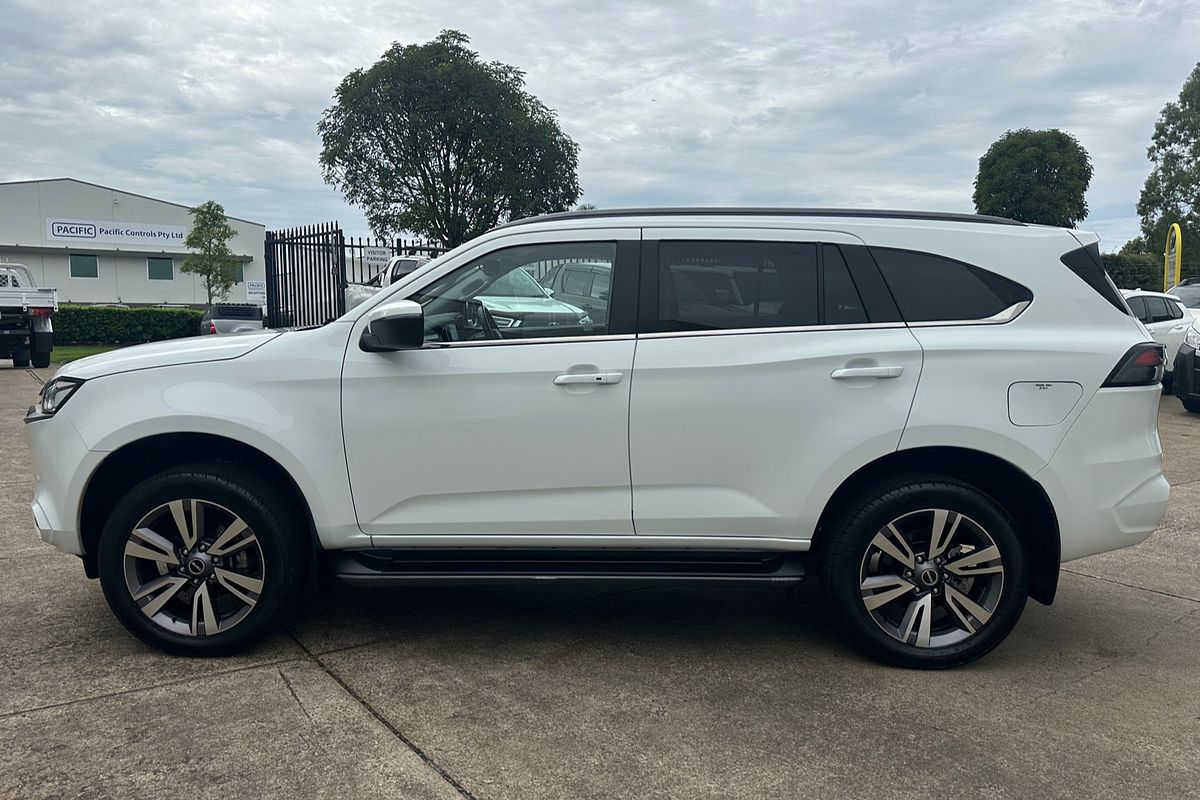 2023 Isuzu MU-X LS-T