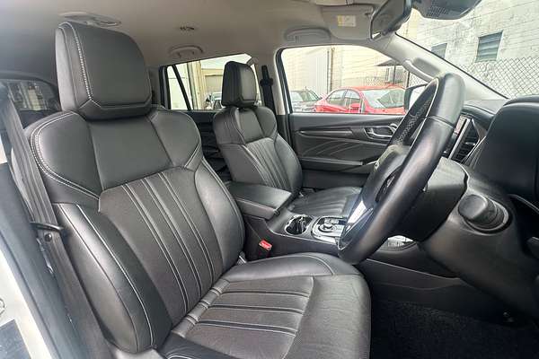 2023 Isuzu MU-X LS-T