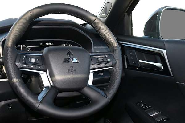2025 Mitsubishi Outlander PHEV GSR ZM