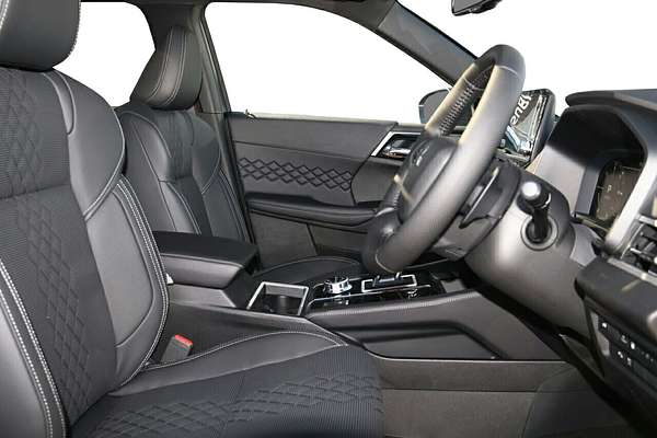 2025 Mitsubishi Outlander PHEV GSR ZM