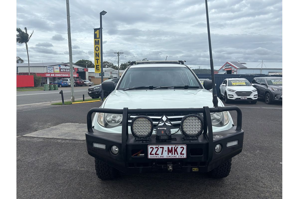 2013 Mitsubishi Triton GLX MN 4X4