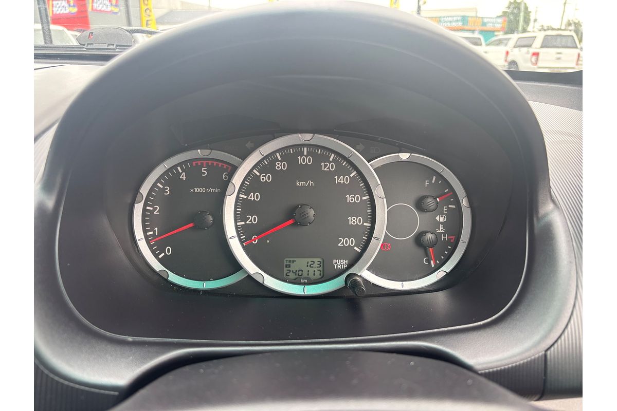 2013 Mitsubishi Triton GLX MN 4X4