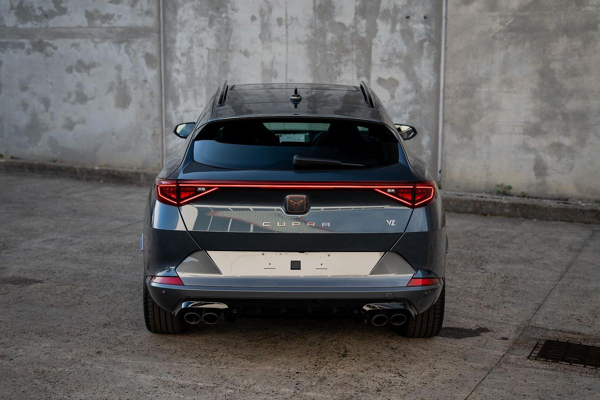 2023 CUPRA Formentor VZx KM