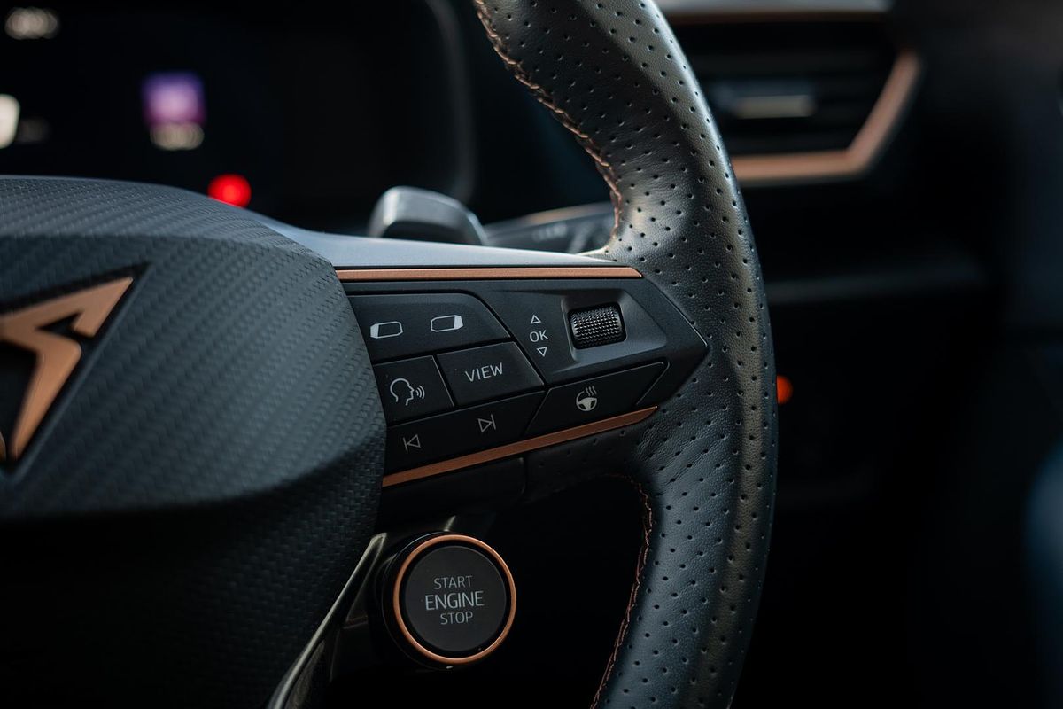 2023 CUPRA Formentor VZx KM
