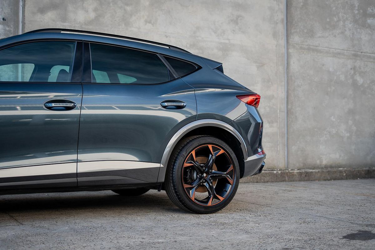 2023 CUPRA Formentor VZx KM