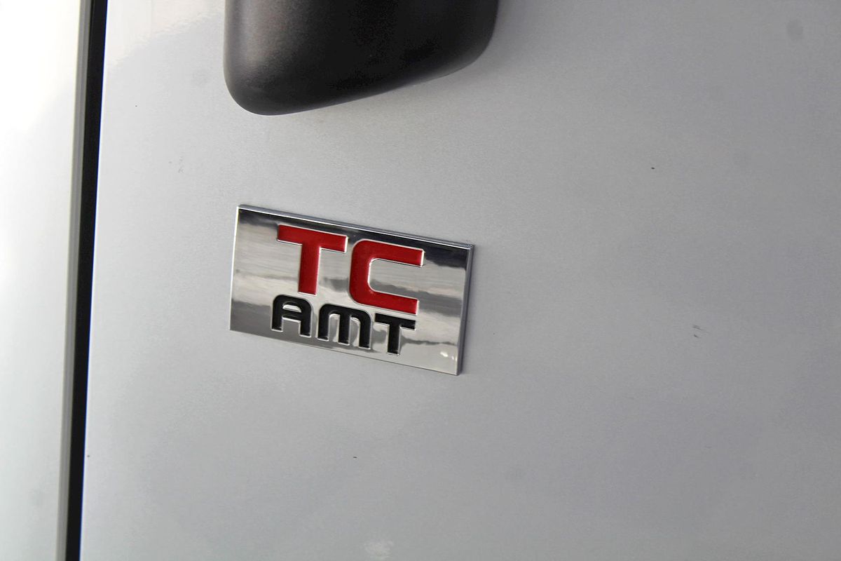 2022 Isuzu N SERIES NLR Traypack N