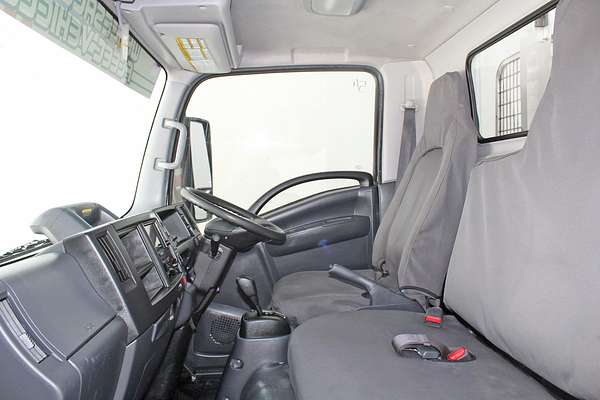 2022 Isuzu N SERIES NLR Traypack N